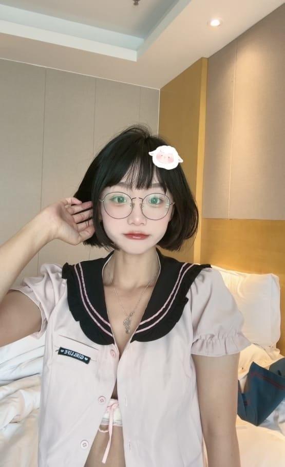 [微密圈]胜利的小生活 &#8211; JK系列 [16P-66M]