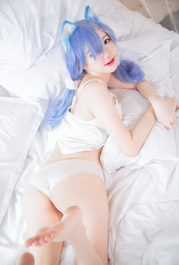 Sally Dorasnow &#8211; NO.22 Rem White Kitty[49P/281MB]