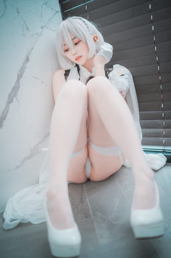 Bambi(밤비) &#8211; NO.064[DJAWA] Azur Lane HMS Sirius (Azure Horizons)[73P/598MB]