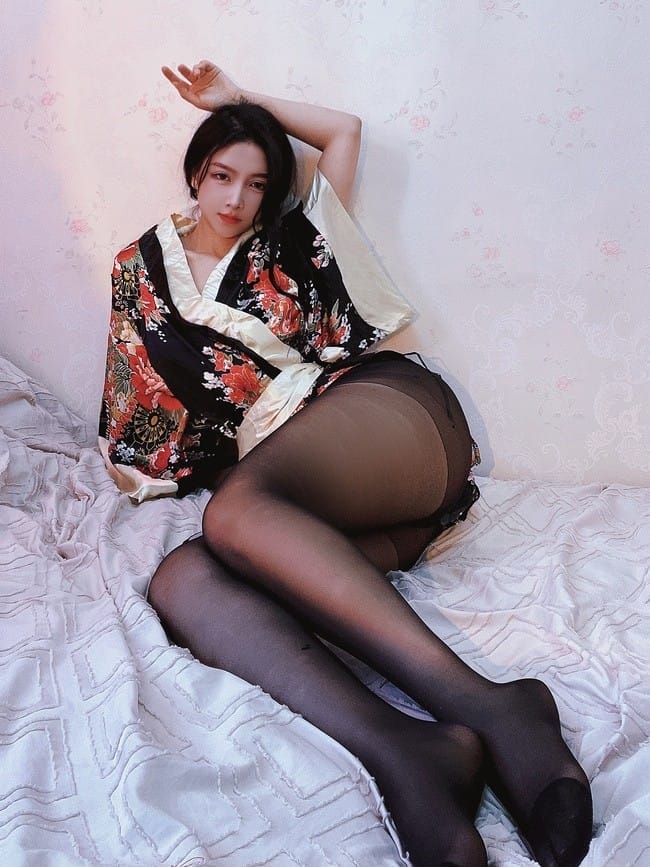 [微密圈]姐姐Lalion &#8211; 写真合集[197P11V-613MB]