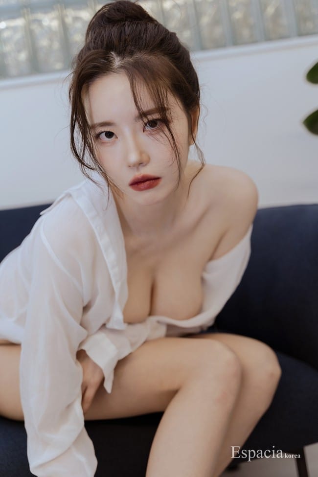 YUA – [Espacia Korea] EHC-101[50P-350MB]