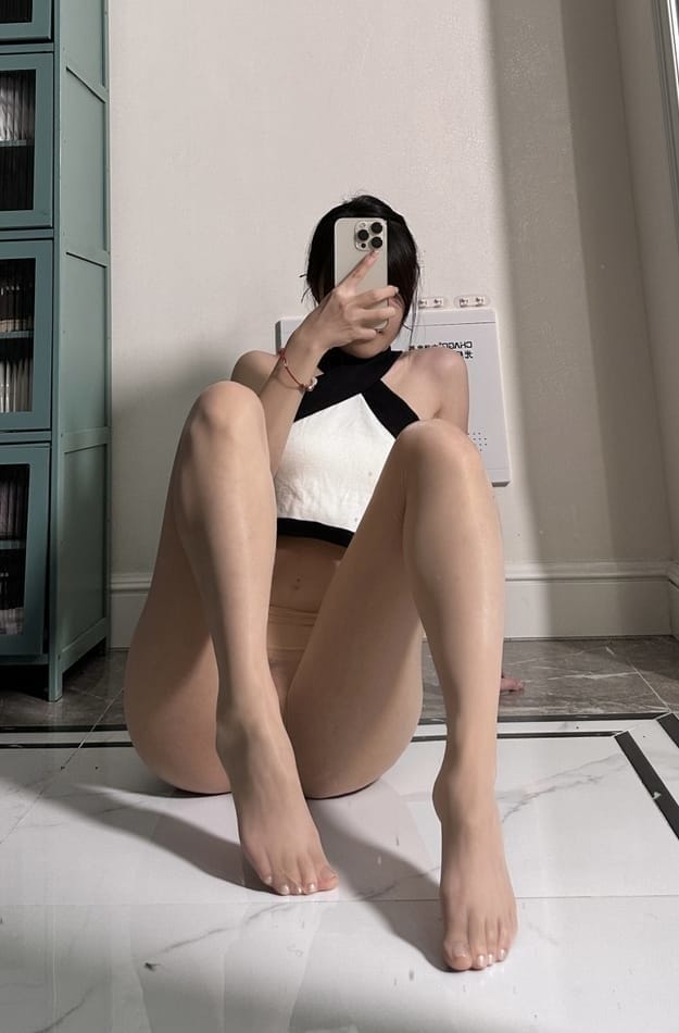 [微密圈]陈妮妮 &#8211; 美足艺术 [51P-143M]
